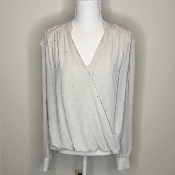White House Black Market Gray Wrap Bubble Front Blouse with Tiny Studs. Size 8 - Picture 1 of 13